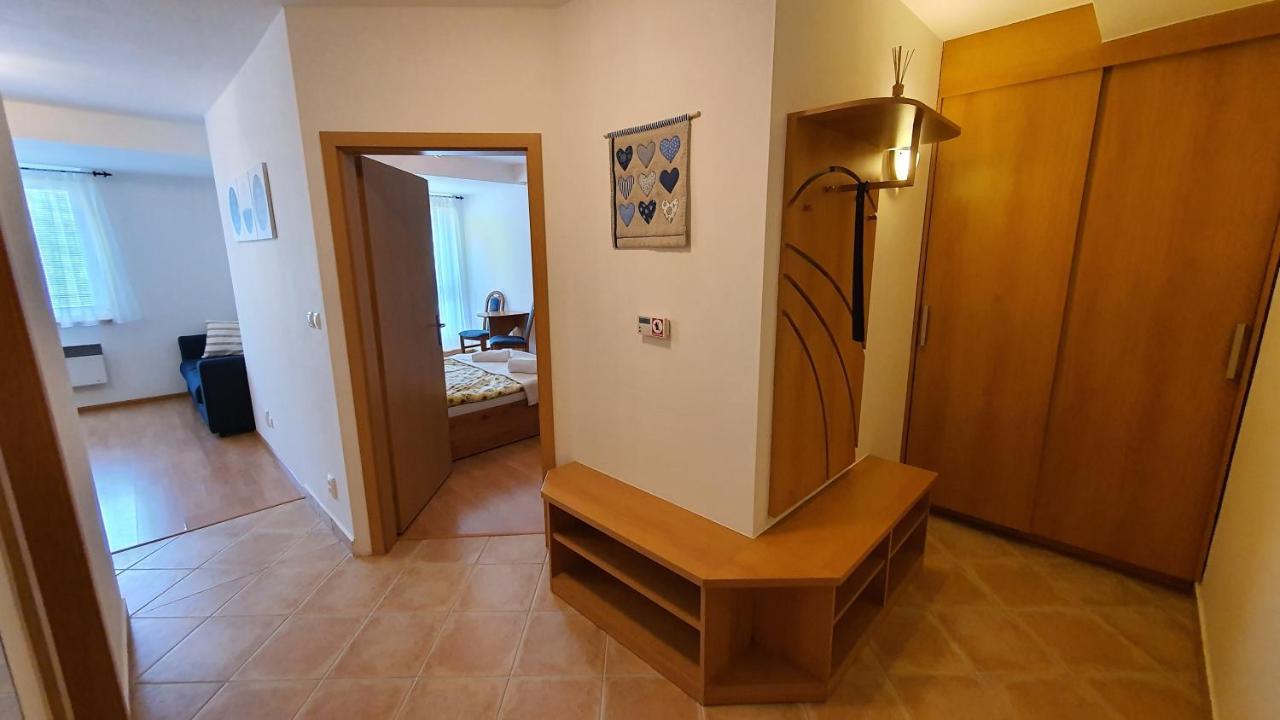 Apartman Tatran Jarka Доновали Екстериор снимка