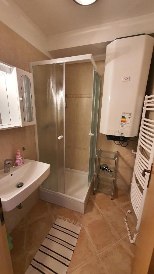 Apartman Tatran Jarka Доновали Екстериор снимка