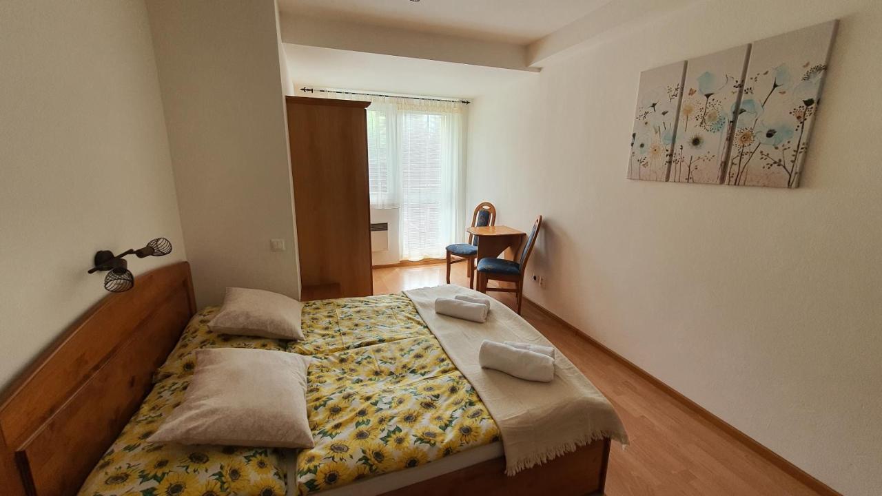 Apartman Tatran Jarka Доновали Екстериор снимка
